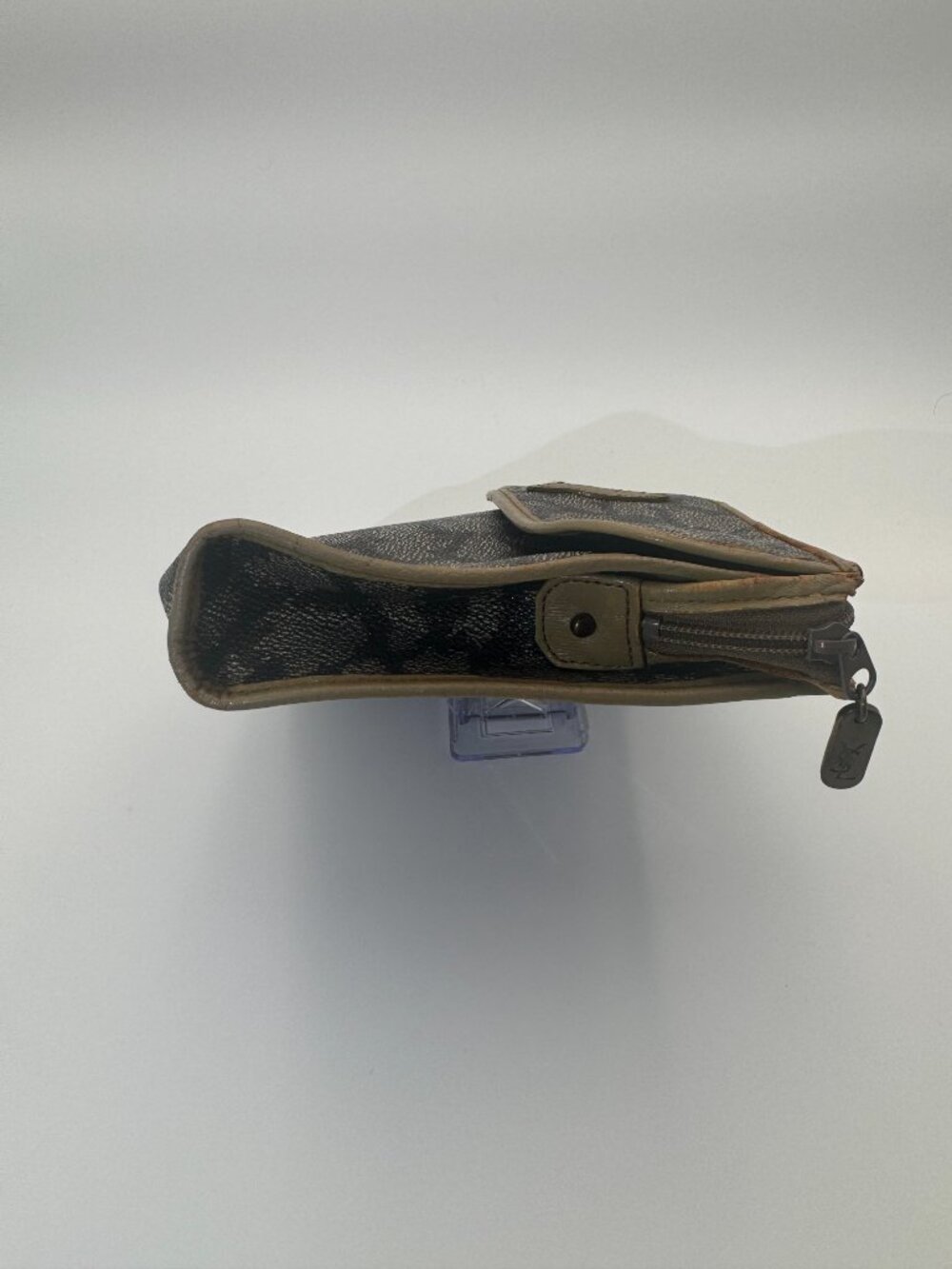 YSL Large Zipper Clutch - Picture 3 of 6